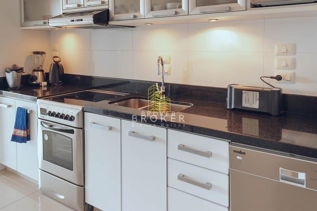 Venta Apartamento Playa Mansa Punta Del Este, 2