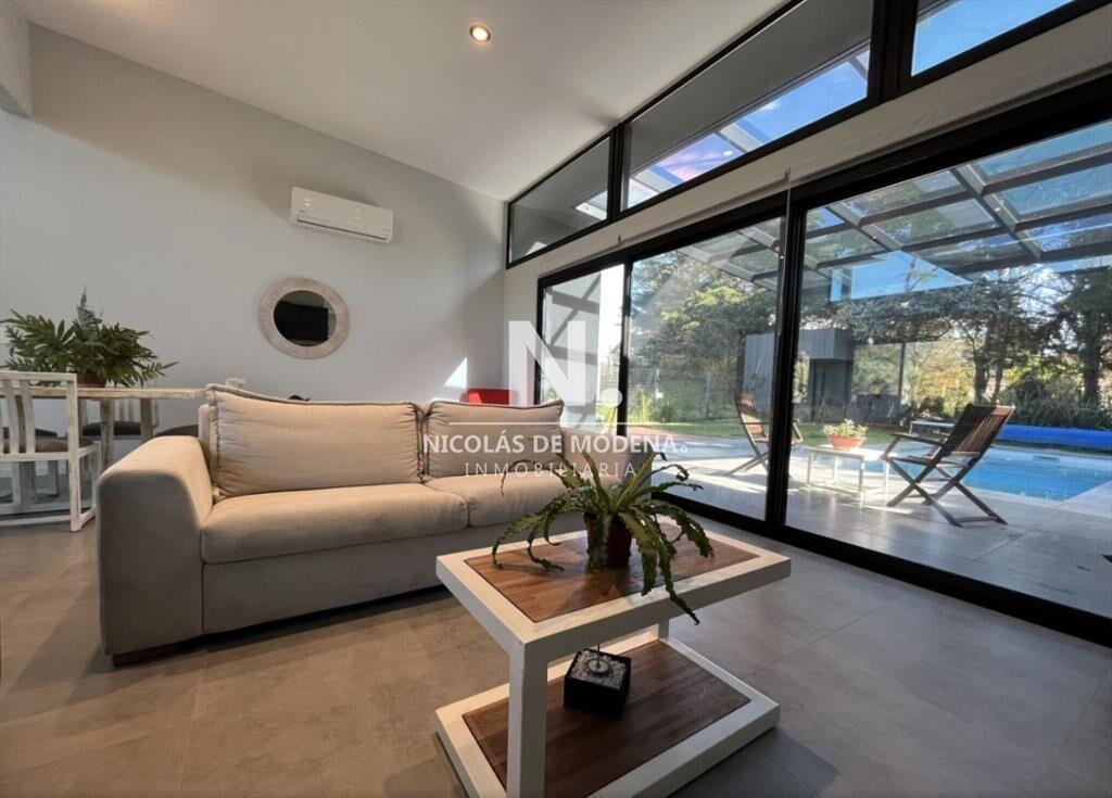 Vende casa en espectacular estado, Punta del Este