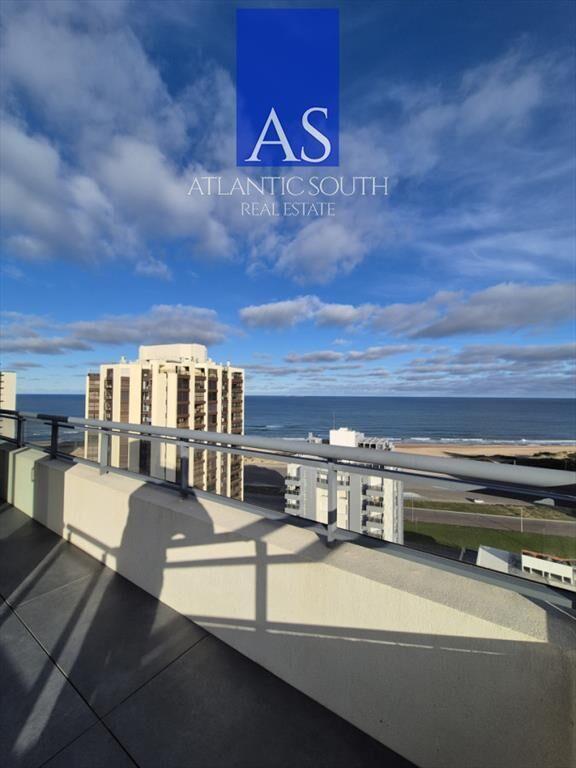 Apartamento de 2 dormitorios piso alto en Torre
