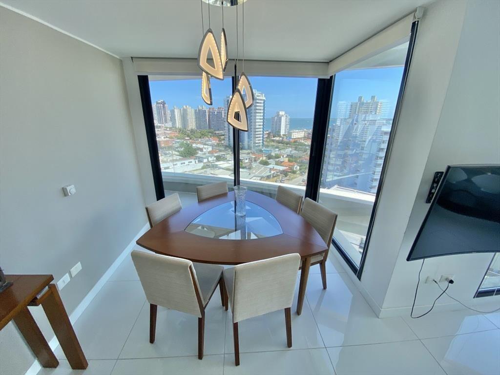 VENTA DE APARTAMENTO DE 3 SUITES EN EDIFICIO DEL