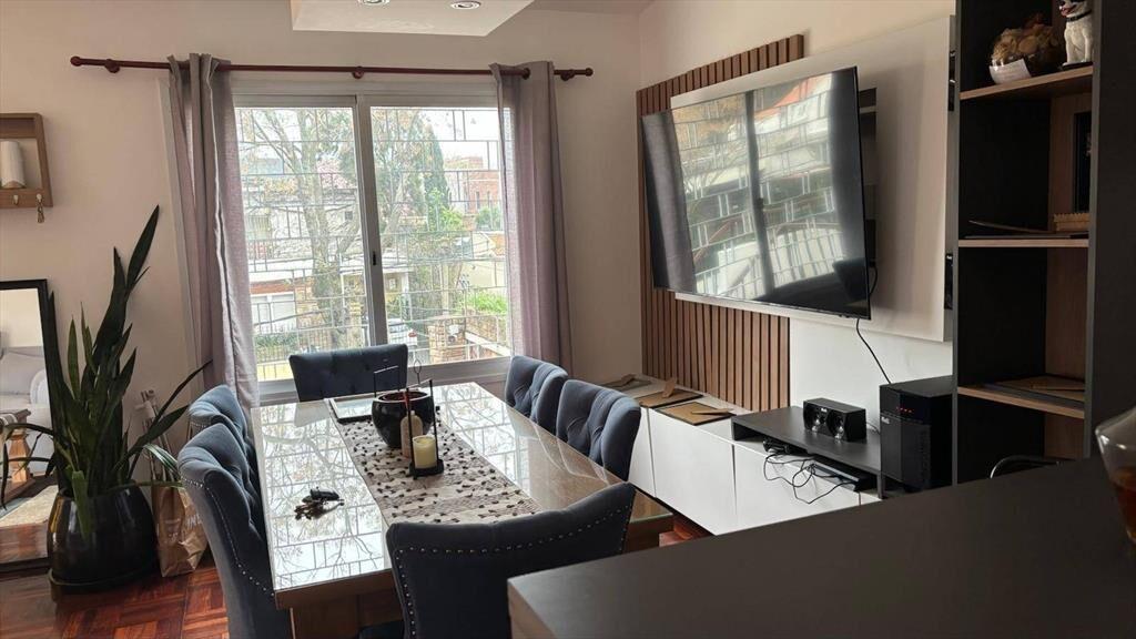 D'Angelo, Casa en venta Prado en primer piso, 2 dorm. y...