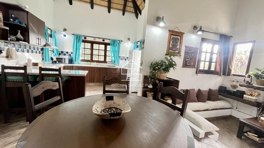 Casa Venta 5 dormitorios Pinares