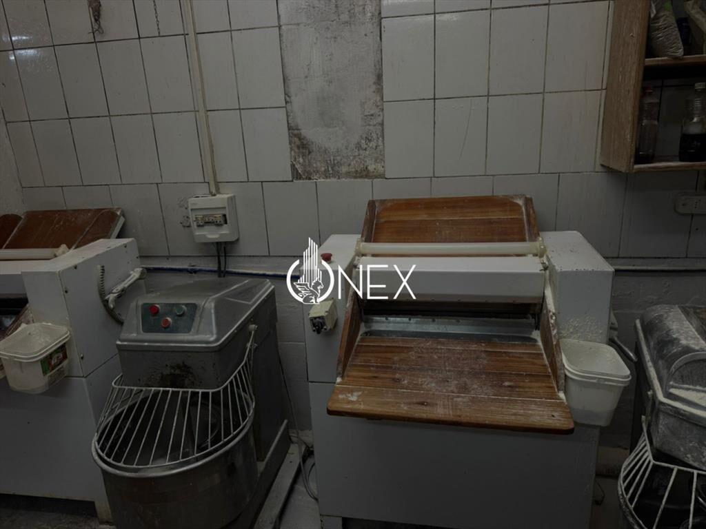 Se vende llaves de local en Santa Lucia