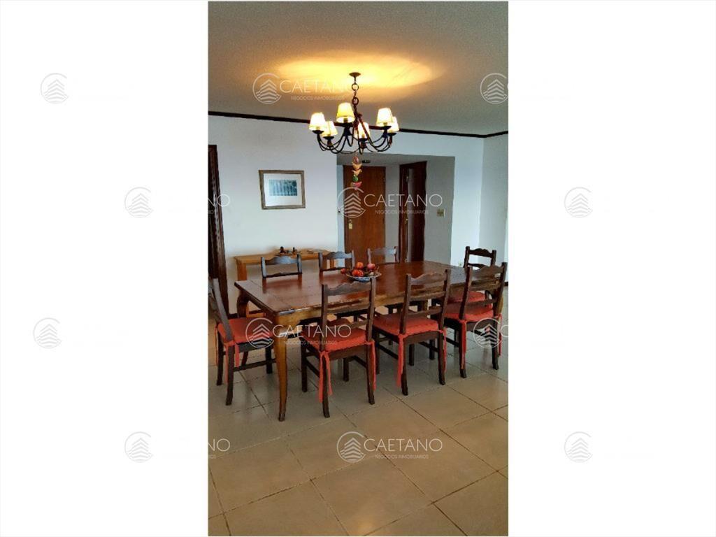 Venta apartamento 3 dormitorios península Punta