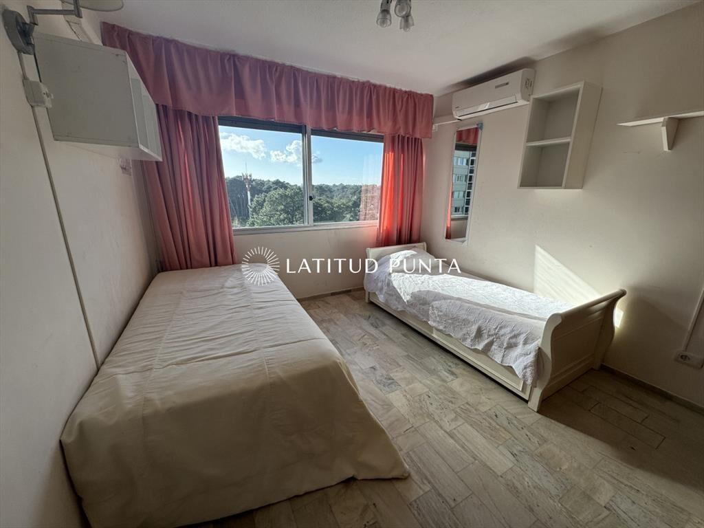 Apartamento en Roosevelt, 3 dormitorios