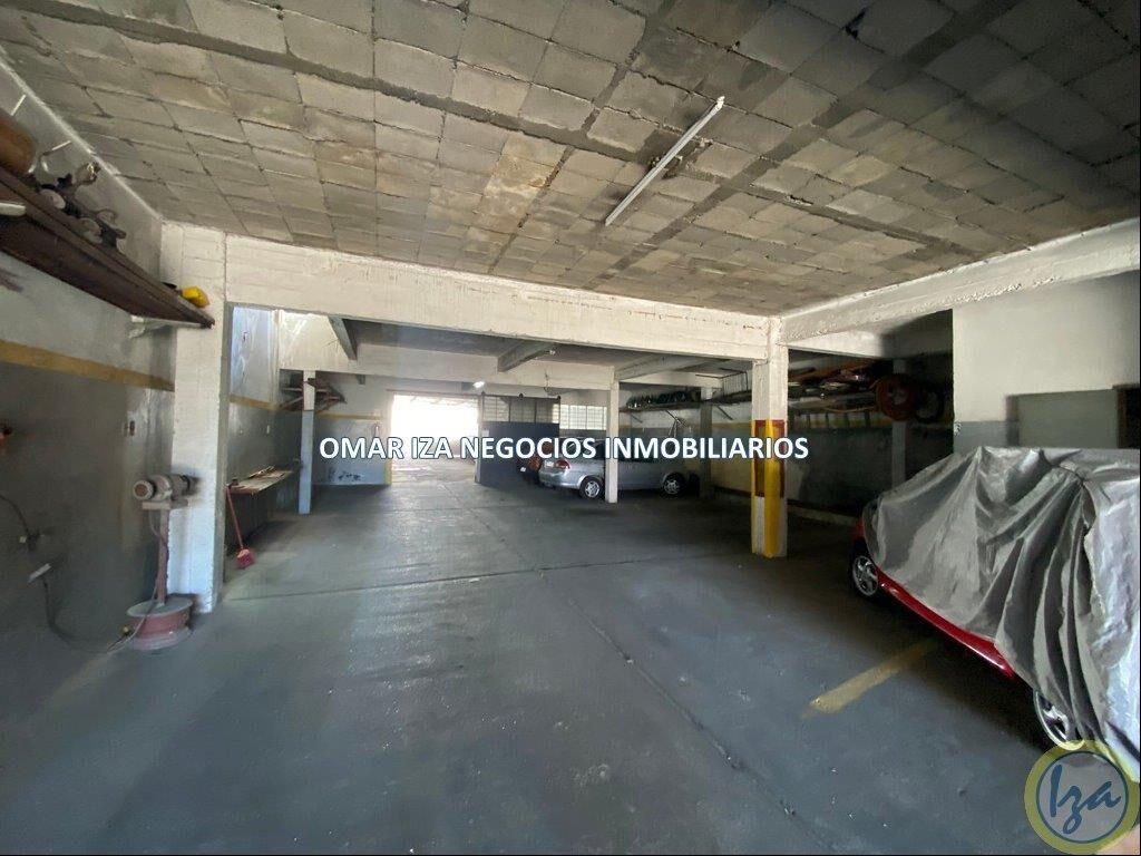 Local comercial, galpón o depósito Sayago. Parking