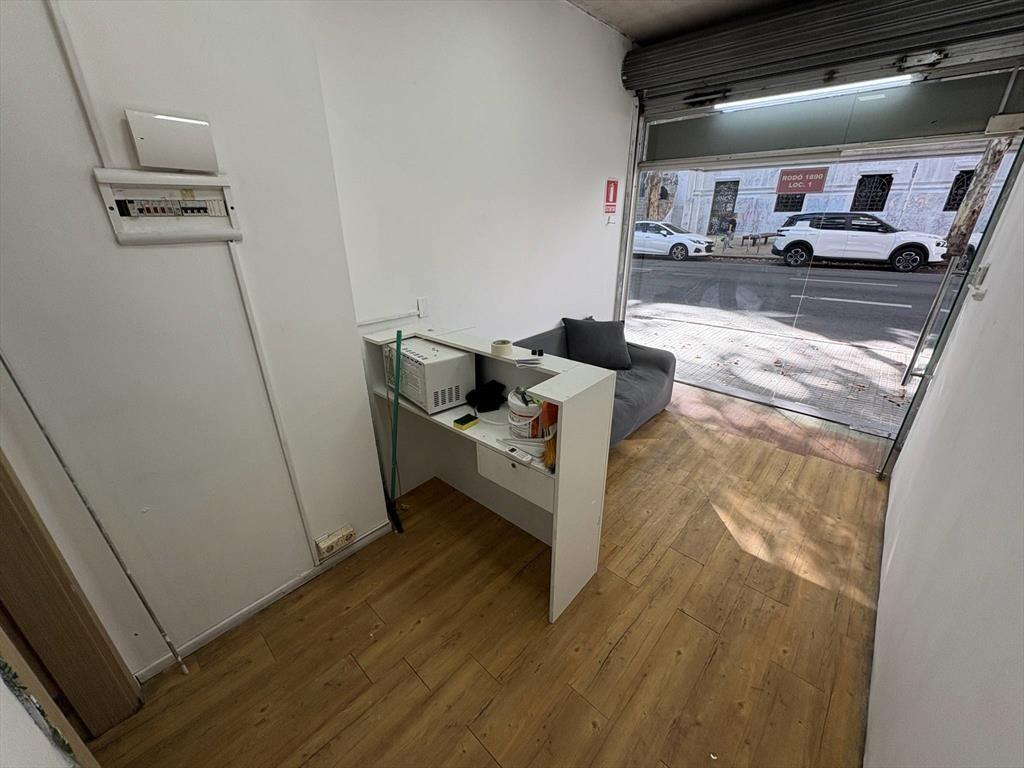 Local comercial en Cordón Sur. CON RENTA!