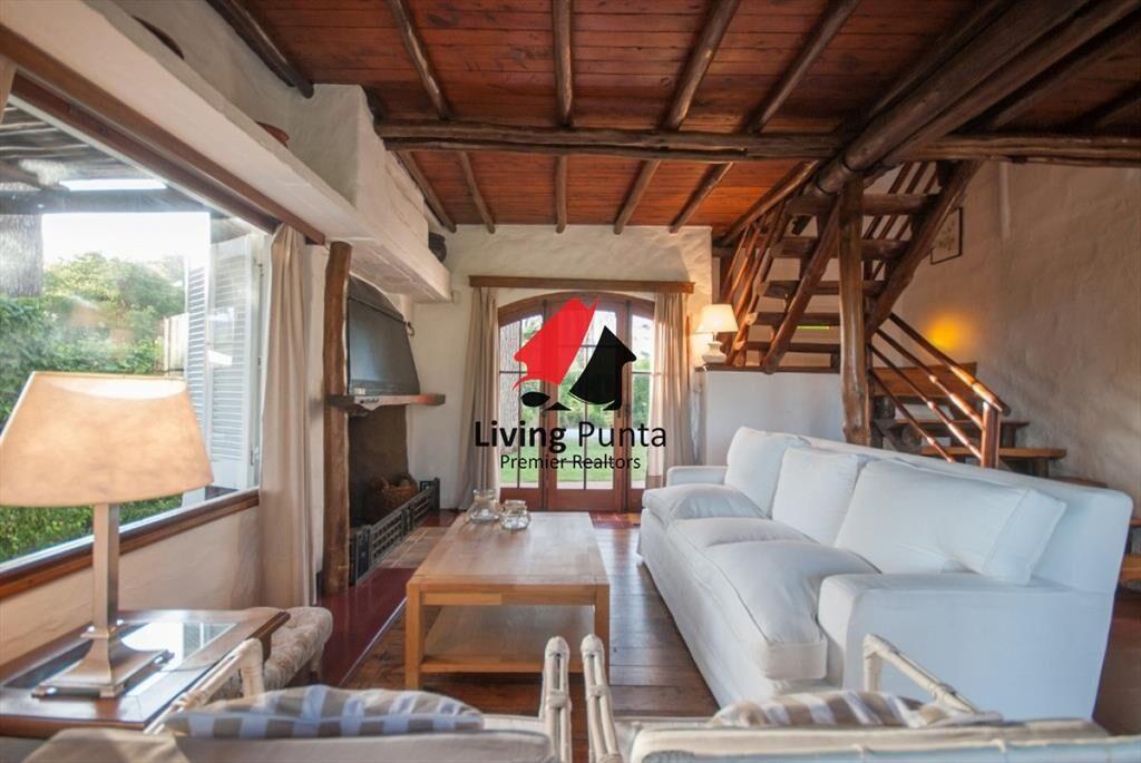 Casa en ALQUILER a sólo 150 mtrs del Mar