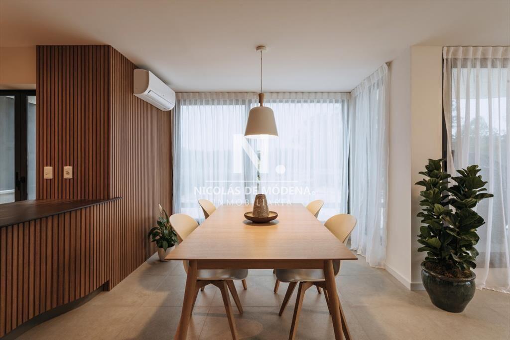 Venta Apartamento de 3 Dormitorios Con Garage en