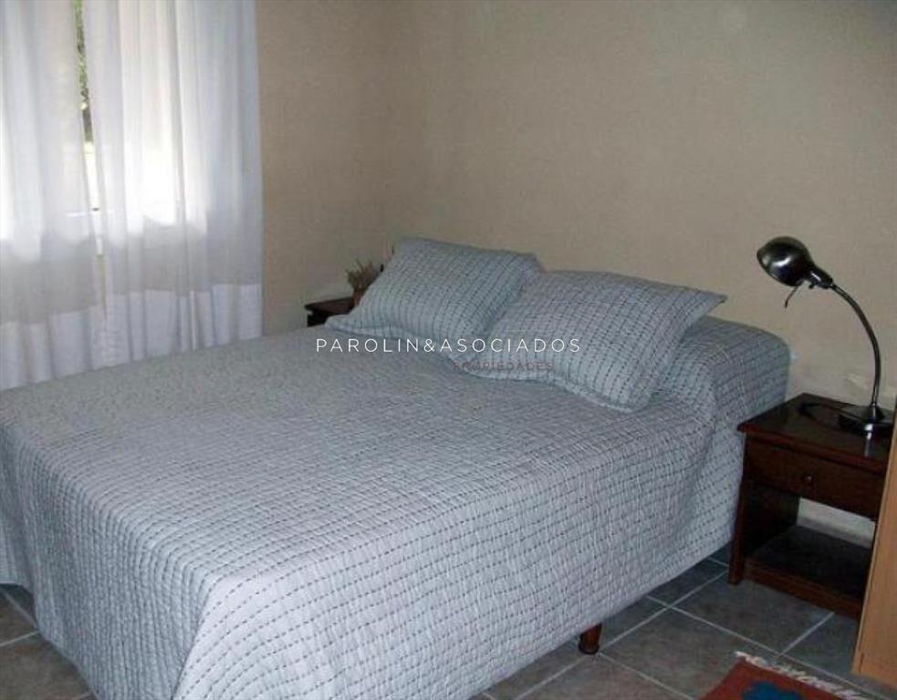 CHACRA EN VENTA DE 4 DORMITORIOS EN LA BARRA