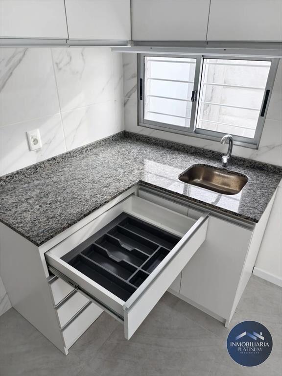 Apartamento en alquiler en Cerrito 2 dormitorios con galpon