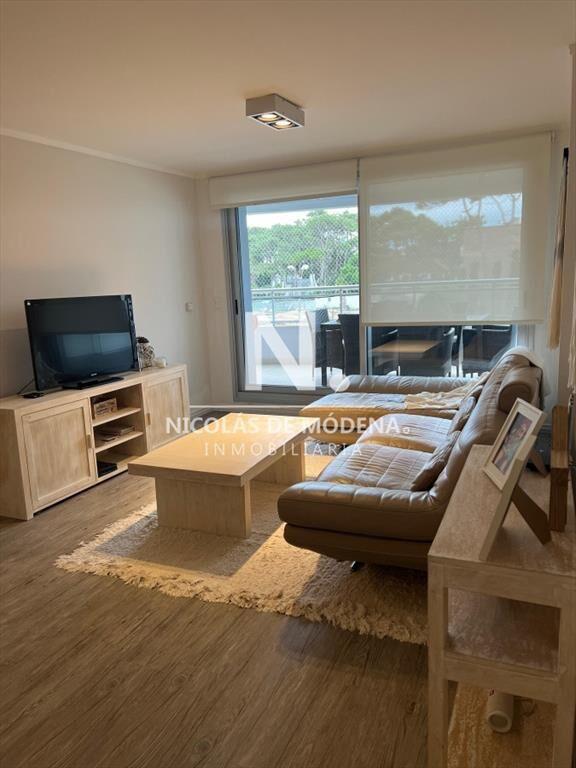 Apartaento de 3 dormitorios en venta proximo al