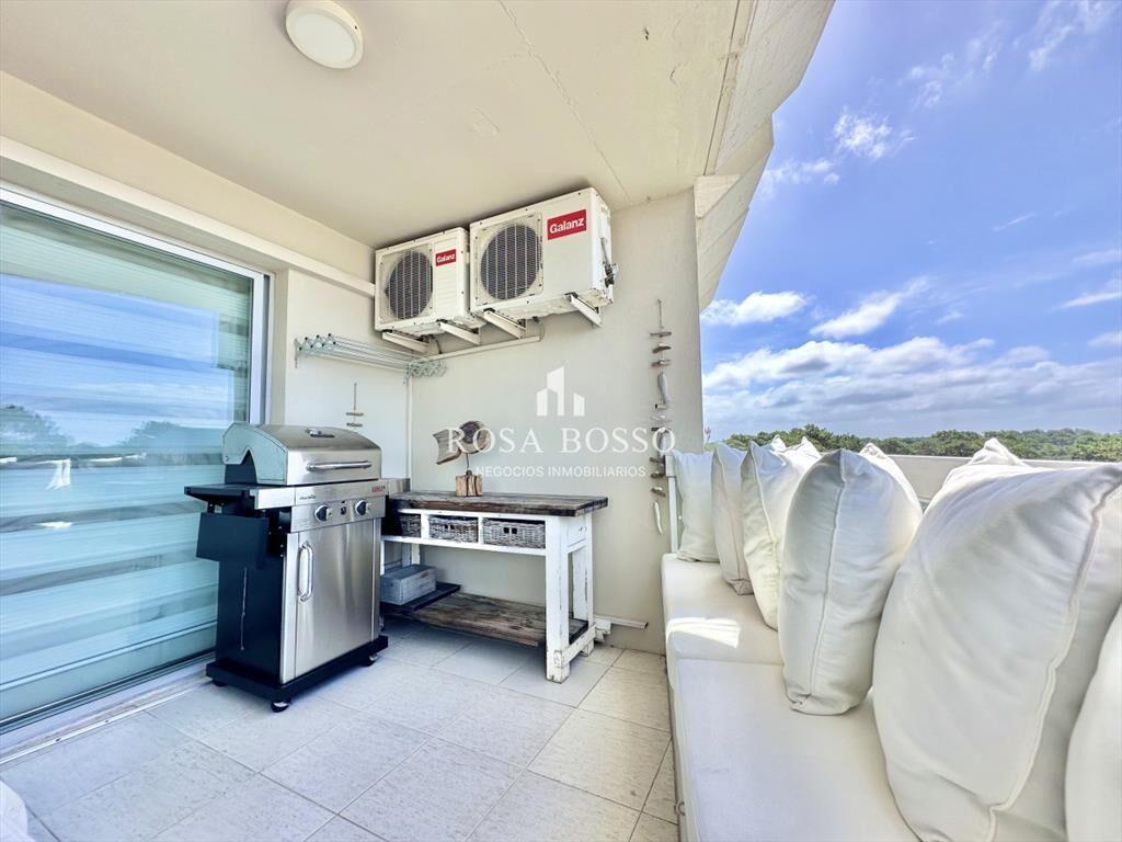 Apartamento Venta 3 dormitorios Roosevelt Punta