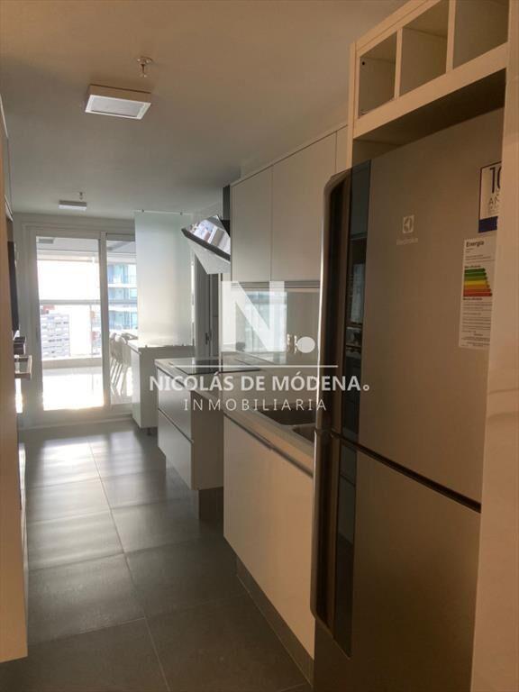 Apartamento de 3 dormitorios a pasos de mar. a