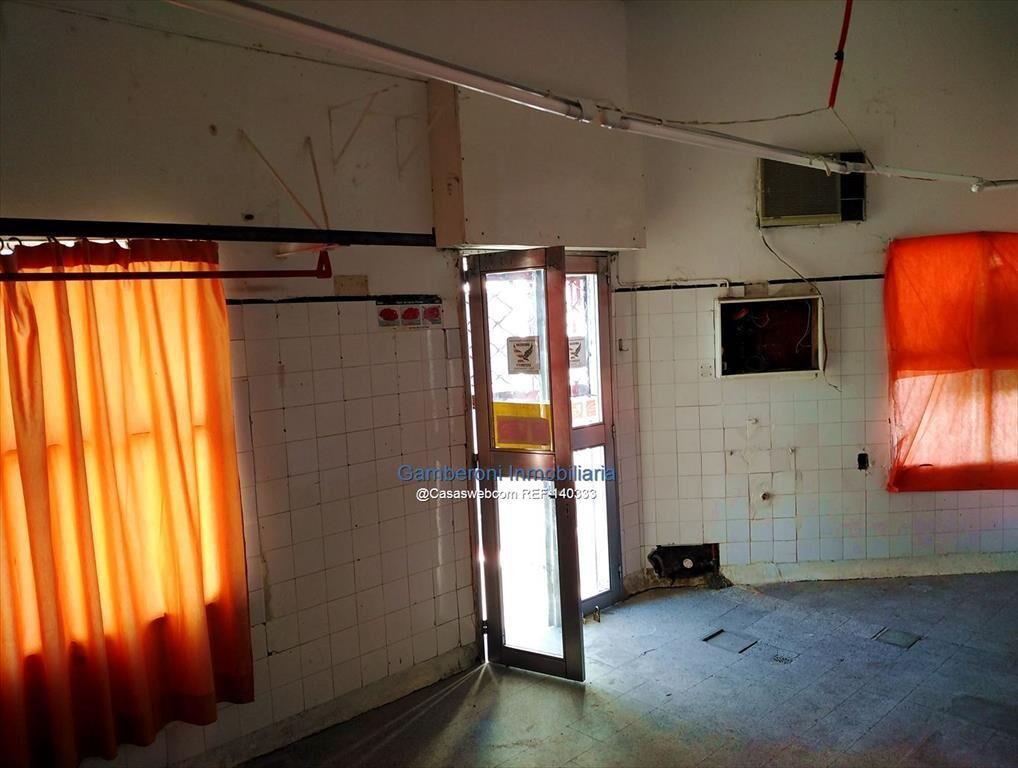 Local Comercial en alquiler.