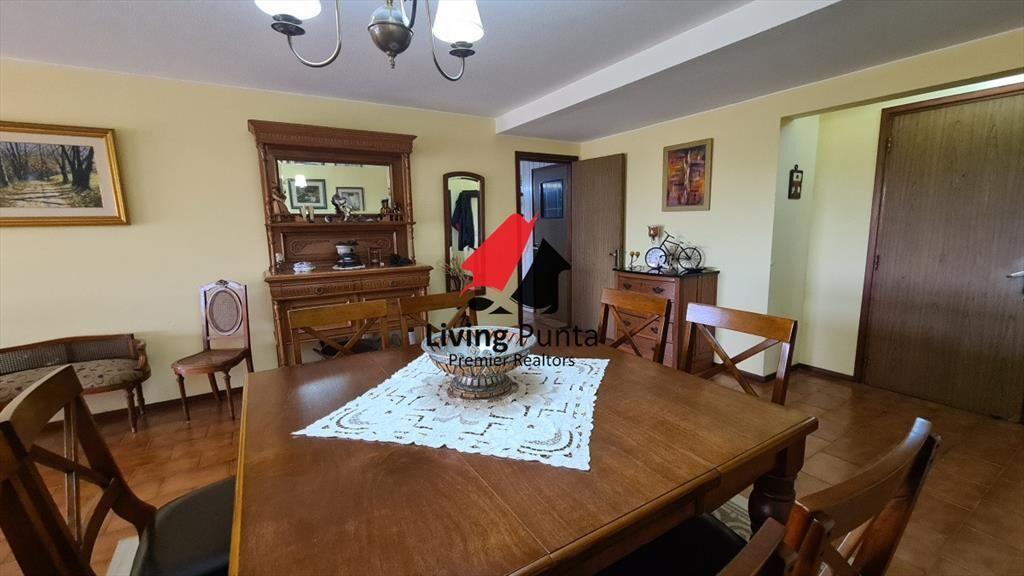 Apartamento en Roosevelt, 3 dormitorios *