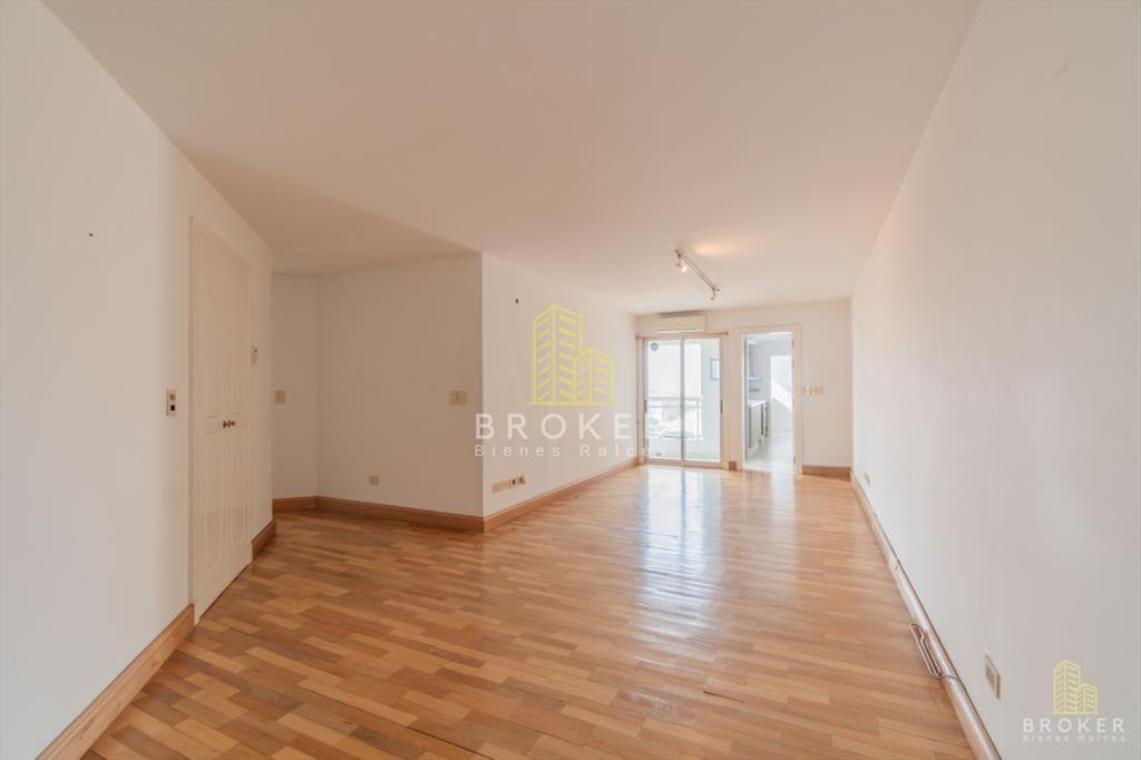 Penthouse de 4 dormitorios en Golf Punta Carretas