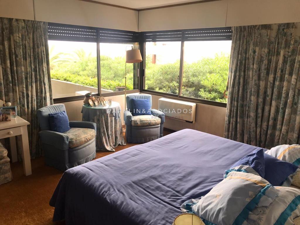 Apartamento en venta de 4 dormitorios en Sea del