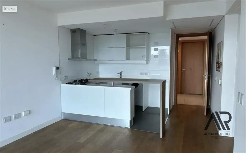 Apartamento en alquiler c/ cochera en Puerto Buceo