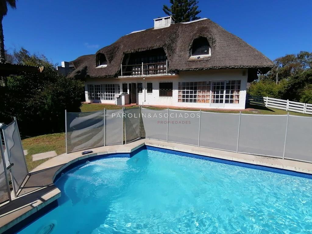 Casa en venta en Pinares, Punta del Este.