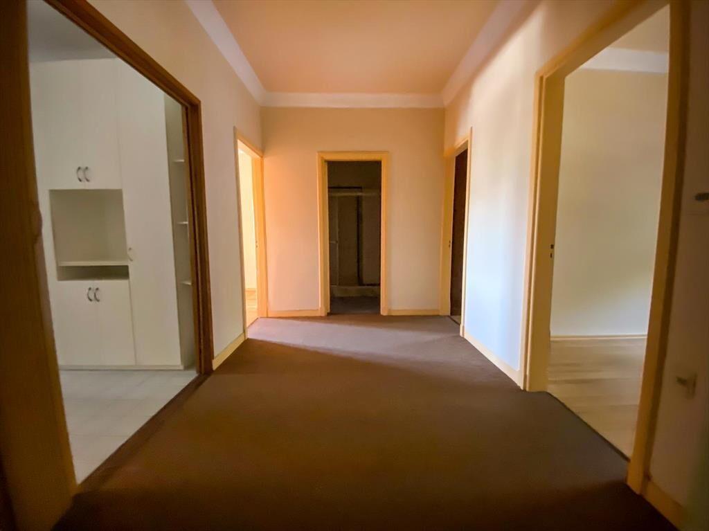 Venta Apartamento tres Dormitorios dos Baños con Renta en C