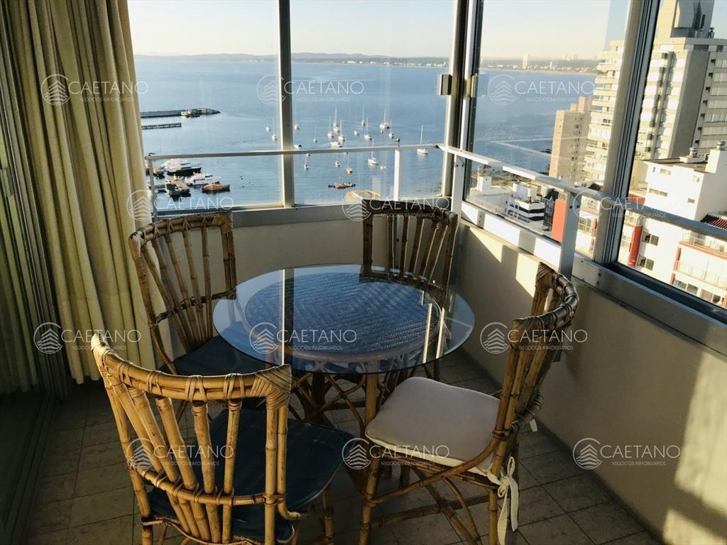 Apartamento en Peninsula, 2 dormitorios *