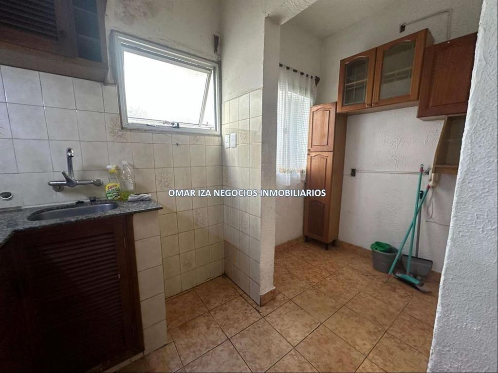 VENTA APTO DE DOS DORMITORIOS EN CORDON CON RENTA, TERRAZA
