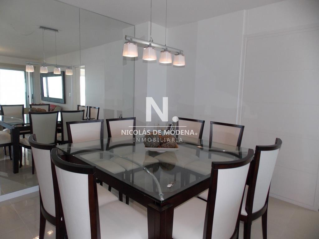 Vende apartamento a metros del mar en Brava Punta