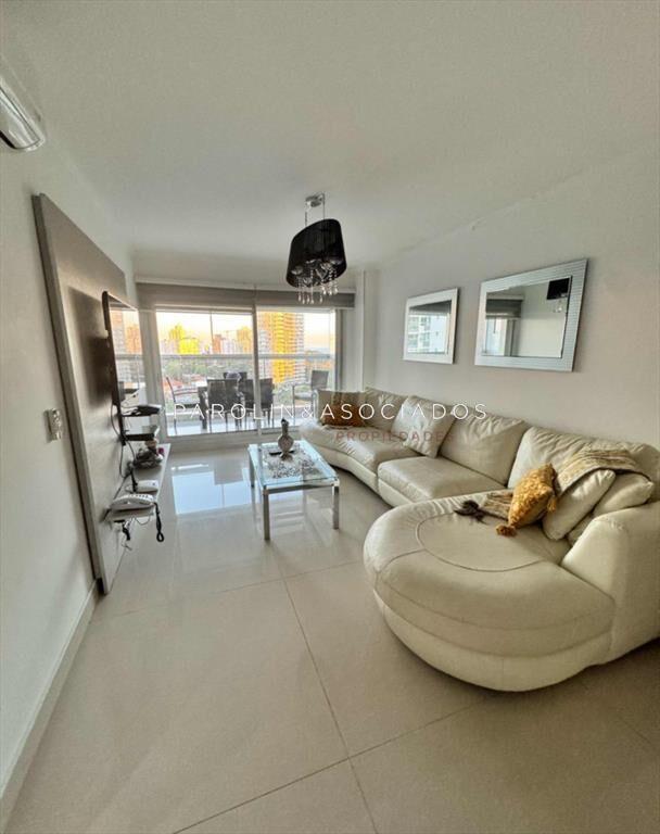 Apartamento en venta de 2 dormitorios en Miami