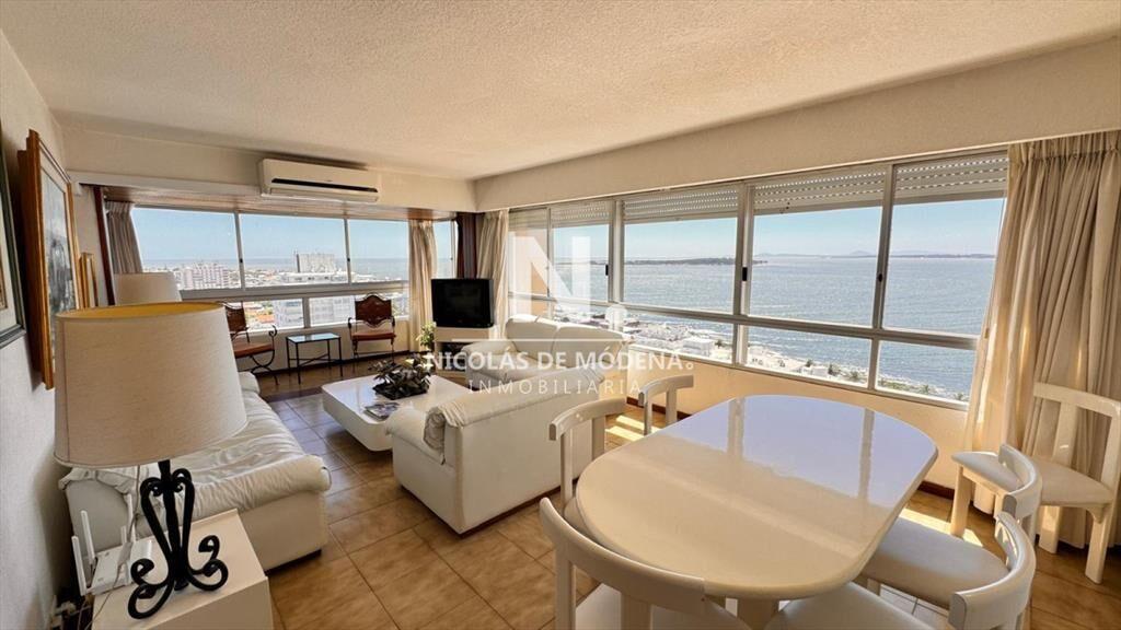 Apto en Torre Gattas -3 dor, 3 Baños, Balcón a