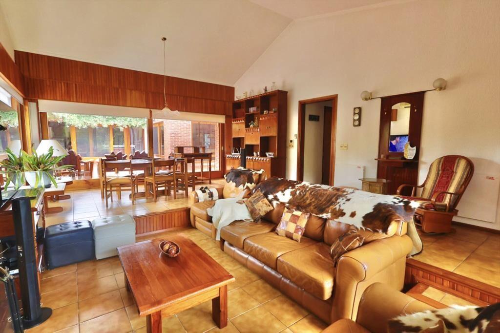 CASA EN VENTA 4 DORMITORIOS EN LA LOMA-MALDONADO