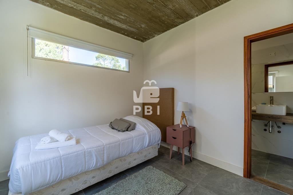 Casa en venta en Solanas Country, Punta Ballena -