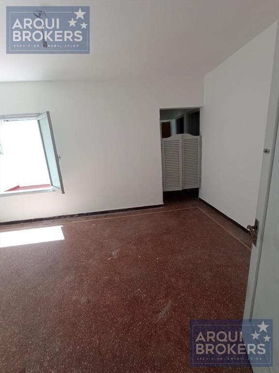 Venta con renta apartamento dos dormitorios en Malvín