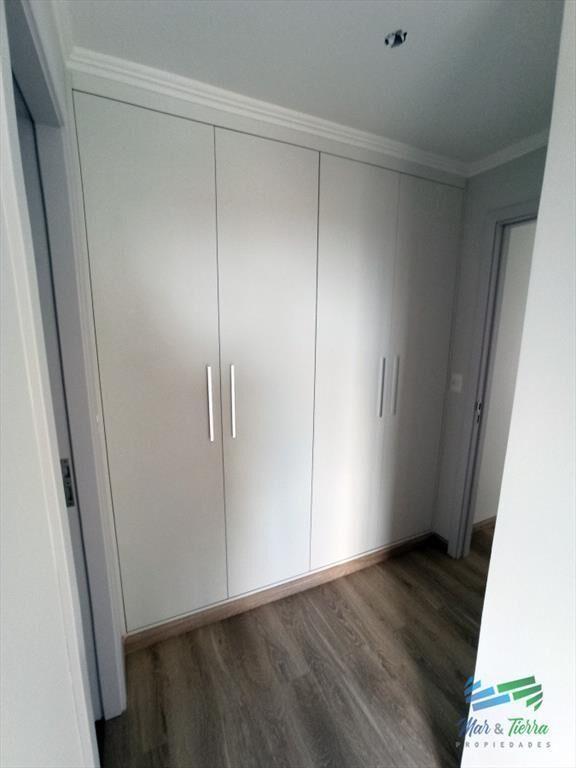 En venta apartamento de dos dormitorios a en del