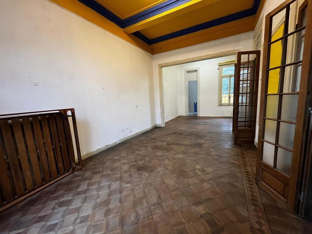 Excelente casa, ideal empresa o edificio sobre Agraciada!!