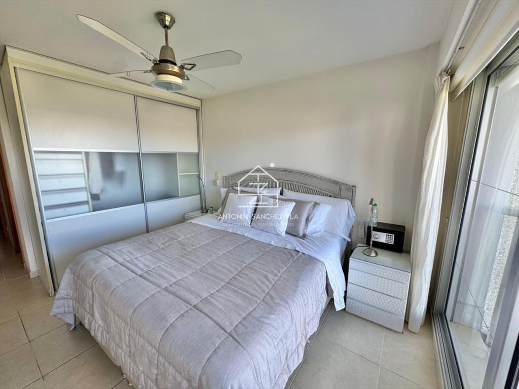 Apartamento en Venta y Alquiler, Mansa, Punta del