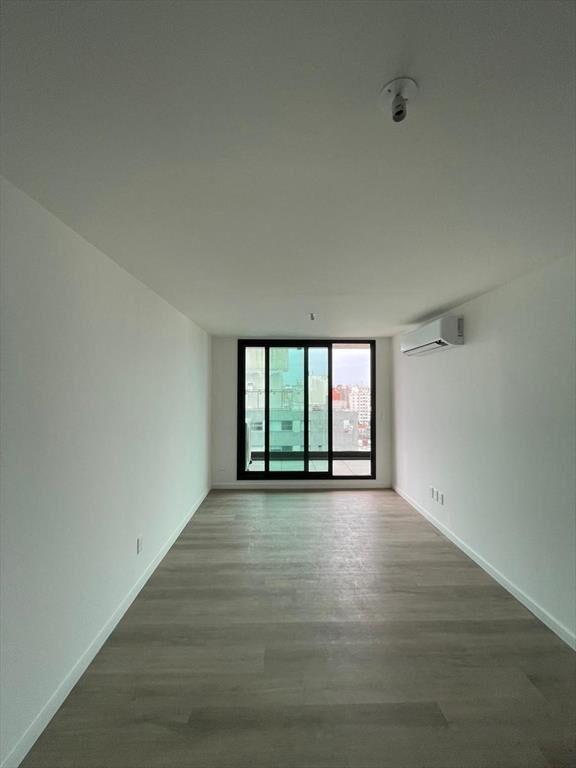 Venta Apartamento Penthouse 1 dormitorio y balcón con vista