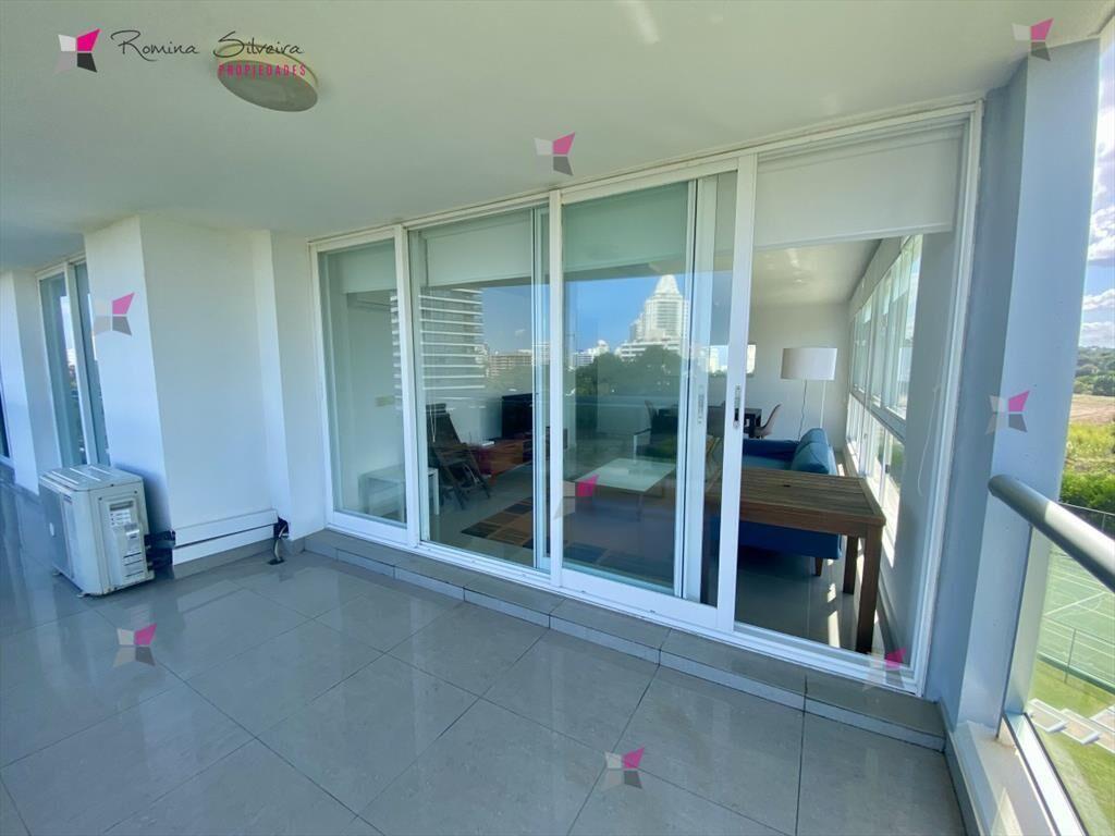 Venta de apartamento de 2 dormitorios en torre