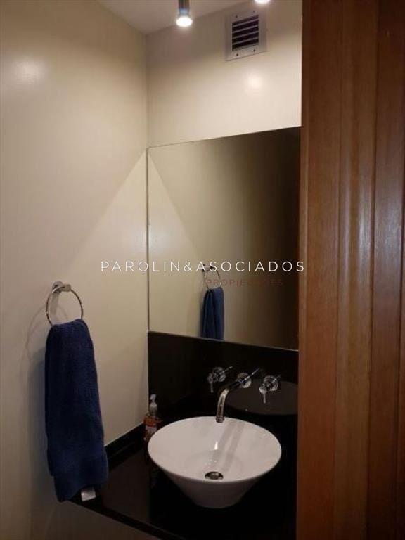 Apartamento de 2 dormitorios en Season Tower, del
