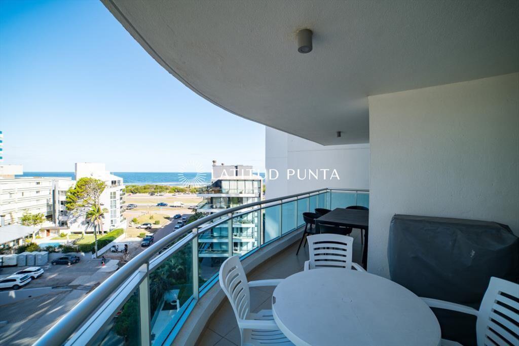 Apartamento en Brava, 3 dormitorios más