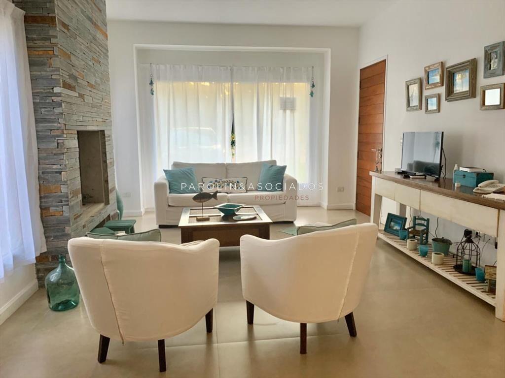 Casa en venta de 4 dormitorios en Solanas, Punta