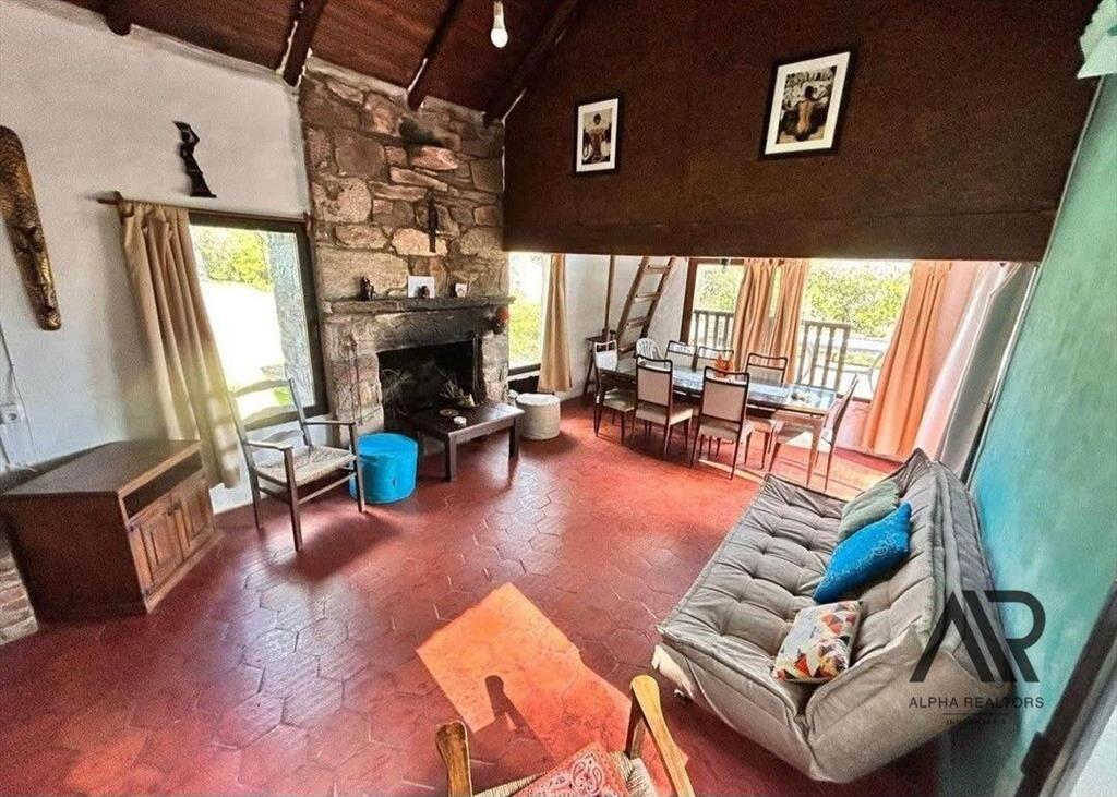 Casa en venta de 3 dormitorios en Villa Serrana