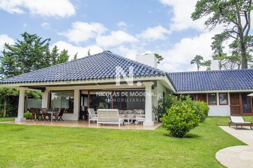 Espectacular casa en ubicacion privilegiada al