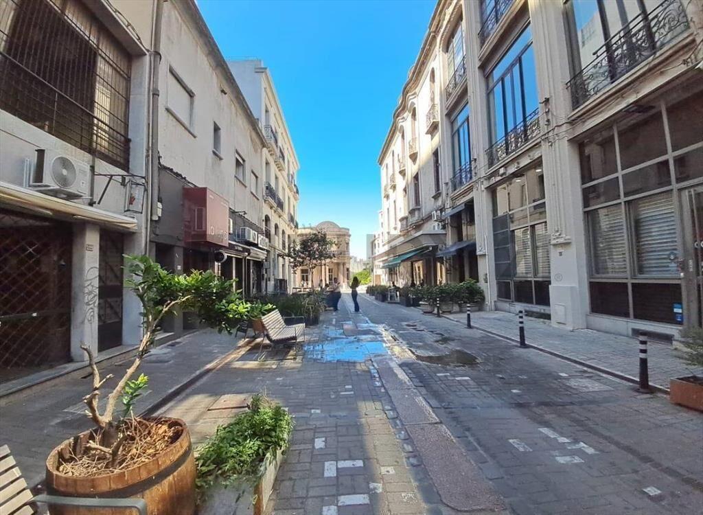 Alquiler Local comercial Ciudad Vieja, 90 m2 con depósito...