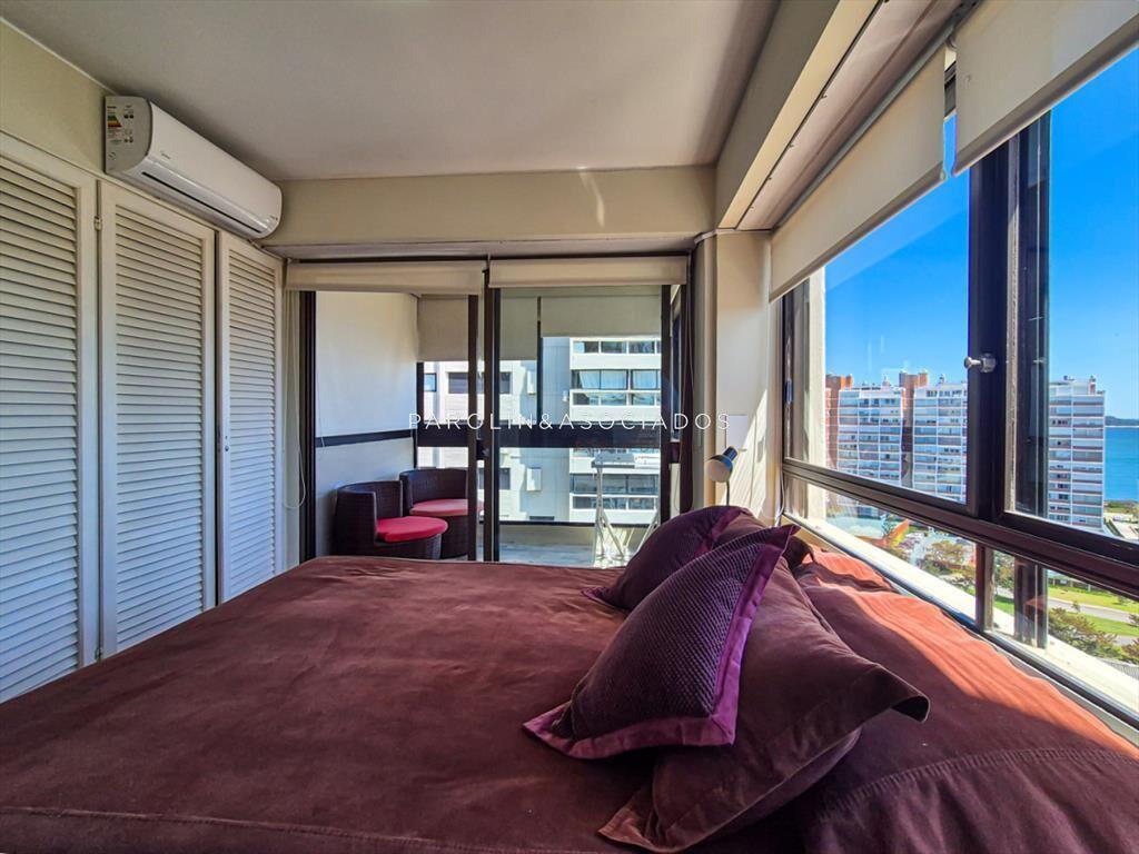 Venta Apartamento 3 Dormitorios Frente a la Playa