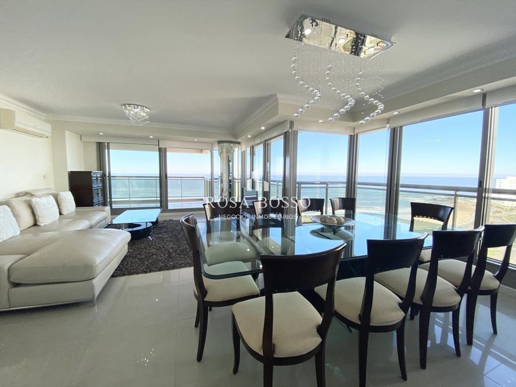 Apartamento 4 dormitorios  Garaje  vista Playa