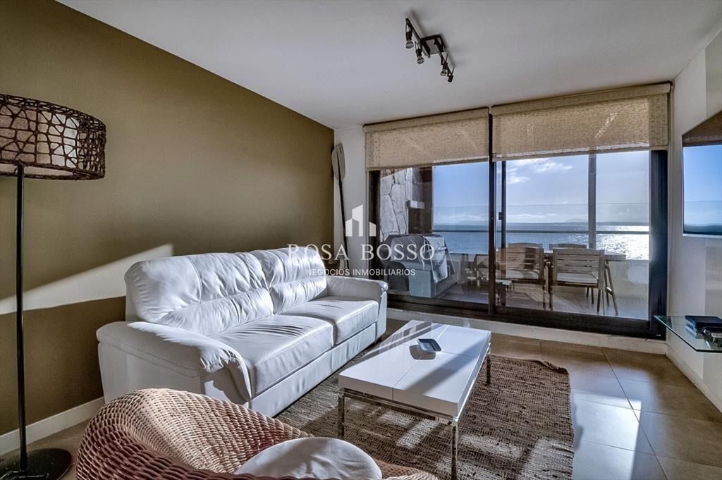 Venta apartamento de 2 dormitorios en primera linea de Punt