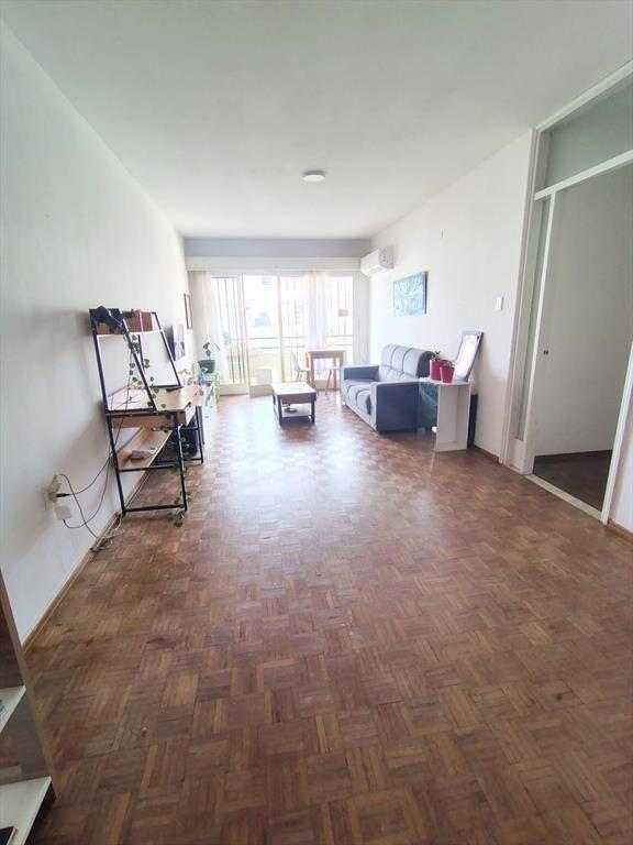 Venta apartamento Pocitos 3 dormitorios 2 baños