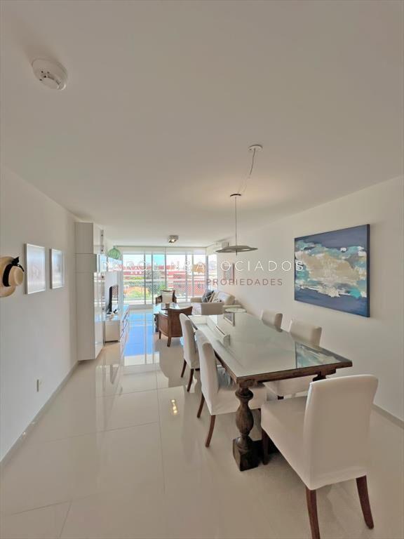 Apartamento en venta de 2 dormitorios en Torre