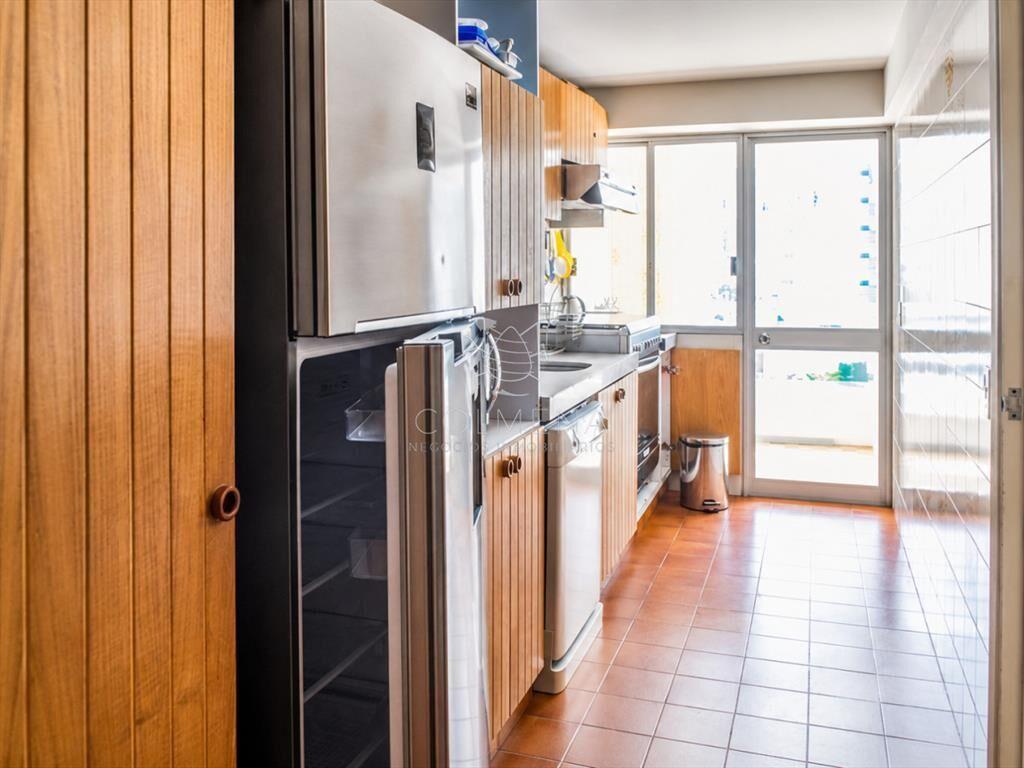 Vende apartamento de 2 dormitorios con vista al ,